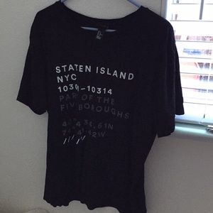 Woman’s H&M xl tee!